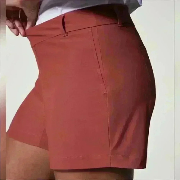 NWT Spanx Sunshine Shorts 4" Washed Red
Women's Size L - Picture 3 of 9